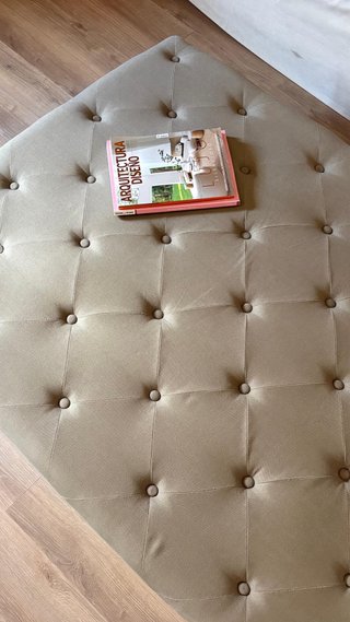 Tavolino imbottito / pouf antico