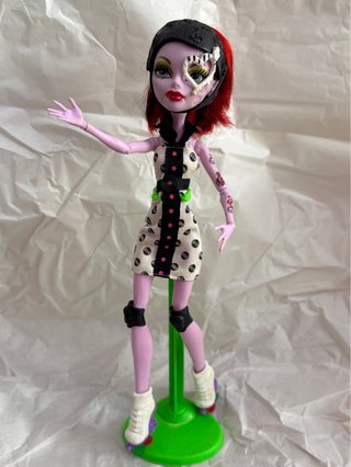 Muñeca Monster High Operetta Skultimate Roller Maz