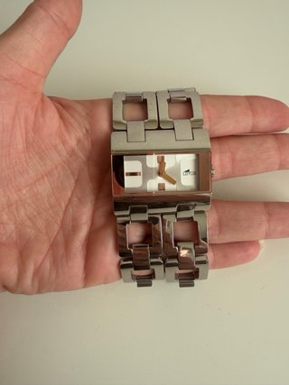 Reloj Lotus Cuadrado Rosa y Plateado