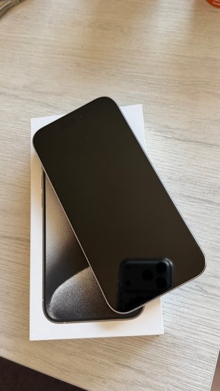iPhone 15 Pro 128GB Blanco