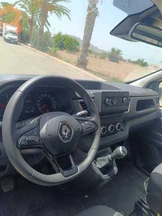 Renault Trafic 2024