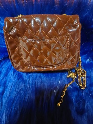 Borsa mini Chanel marrone vernice oro