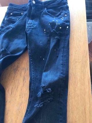 Pantalón vaquero Talla 38 con salpicaduras pintura