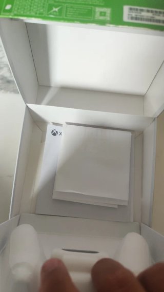 Mando Xbox Robot White