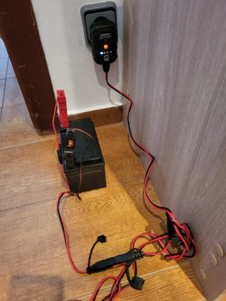 Cargador Batería Moto NOCO Genius 1