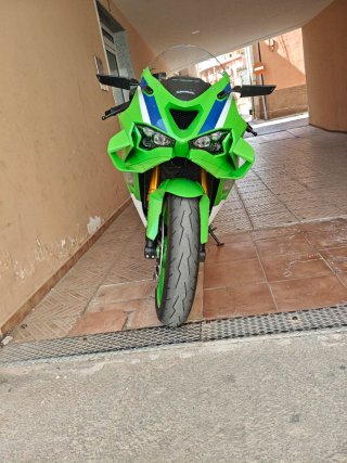 Kawasaki ZX6R 40 Aniversario