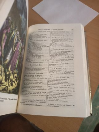 Vendo Biblia Arabe