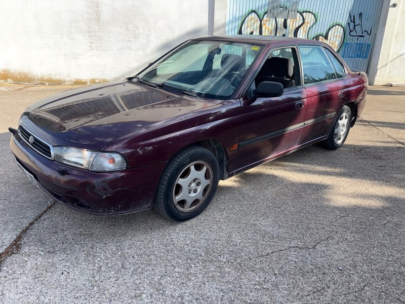 Subaru Legacy - foto 1