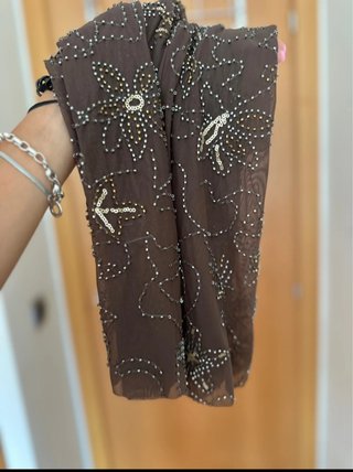 Pantalones Zara con pedrería, tallaje pequeño