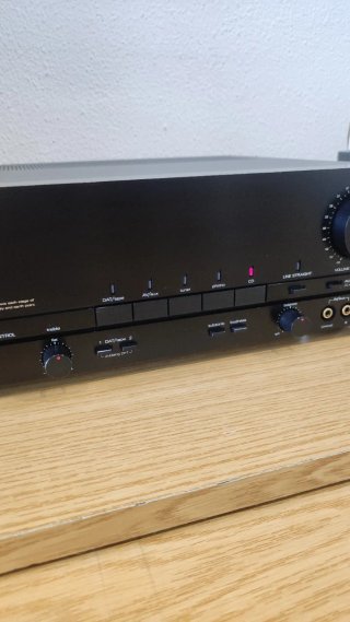 Amplificador Luxman