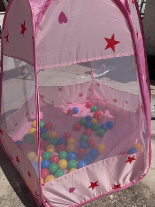 Parque de bolas infantil rosa
