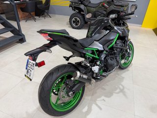 Kawasaki Z900 125 CV Negra/Verde