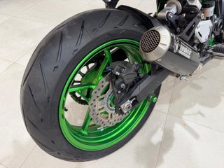 Kawasaki Z900 125 CV Negra/Verde