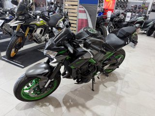 Kawasaki Z900 125 CV Negra/Verde