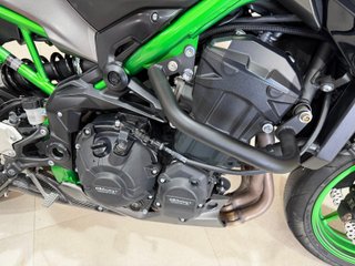 Kawasaki Z900 125 CV Negra/Verde
