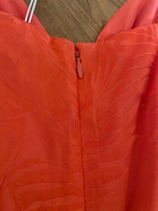 Mono corto Guess naranja con estampado