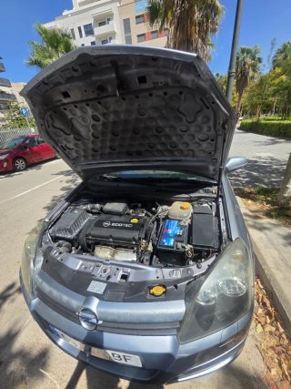 Opel Astra 2004
