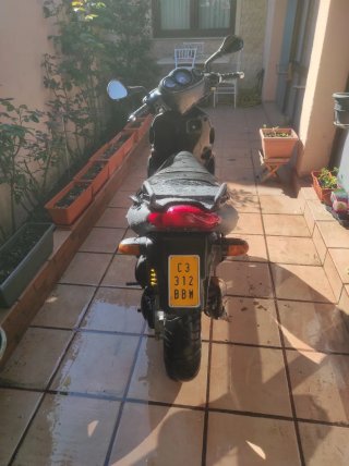 Suzuki Katana 50cc refrigerada por agua