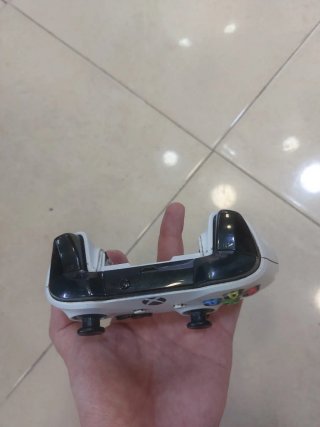 Mando Xbox One para reparar