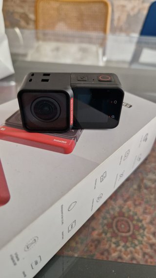 Insta360 ONE RS Twin Edition Action Cam