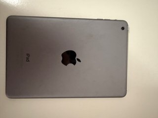 Apple iPad Mini Plata
