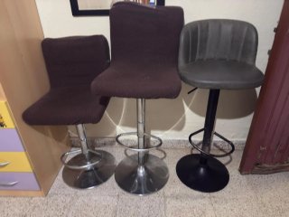 Juego de 4 Taburetes Altos Marrón y Gris