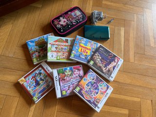 Pack Nintendo 3DS con funda, cargador y 7 juegos