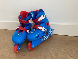 Pack Patines Oxelo Talla 26-28 + Casco Azul