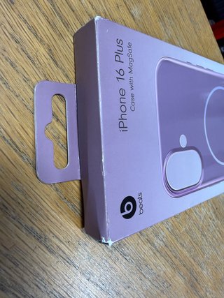 Funda Beats con MagSafe para el iPhone 16 Plus