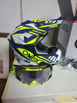Casco O'Neal Nuevo + Gafas + Guantes TALLA L 59-60