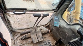 Retroexcavadora Komatsu PC340NLC 6K Averiada