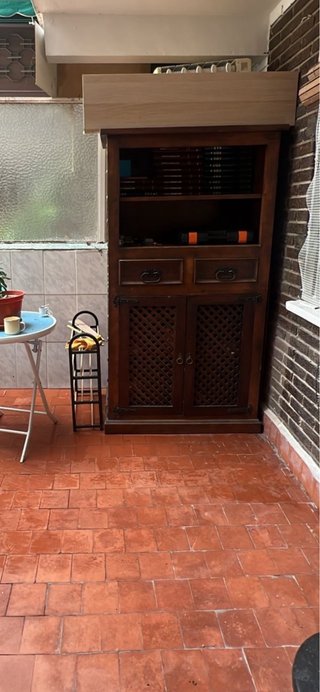 Guardaroba in legno massello