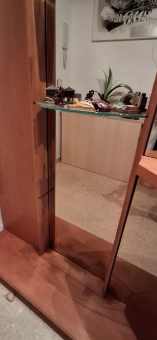 Mueble recibidor mural, con armario alto y espejo