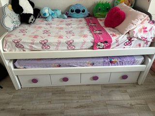 Letto a castello con cassetti