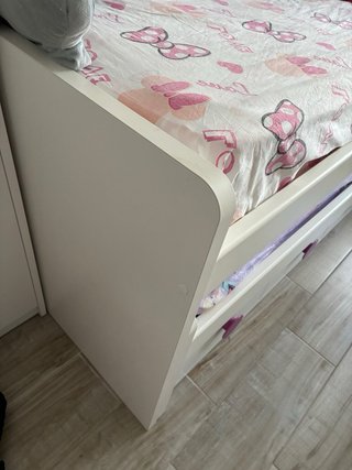 Letto a castello con cassetti