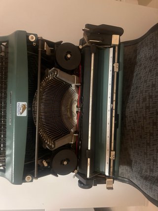 Olivetti Lettera 32 Vintage Original