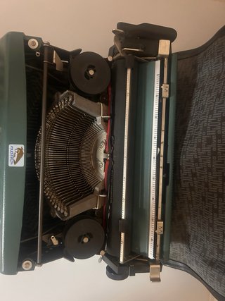 Olivetti Lettera 32 Vintage Original