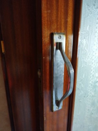 Conjunto de 2 puertas de madera con cristal tallad