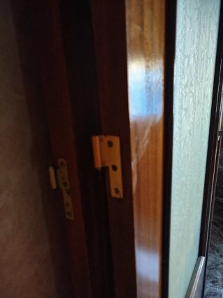 Conjunto de 2 puertas de madera con cristal tallad