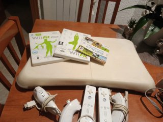Consola Wii + Tabla + Juegos