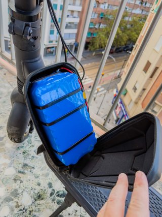 Segway Ninebot MAX G2 + Batería extra 30Ah