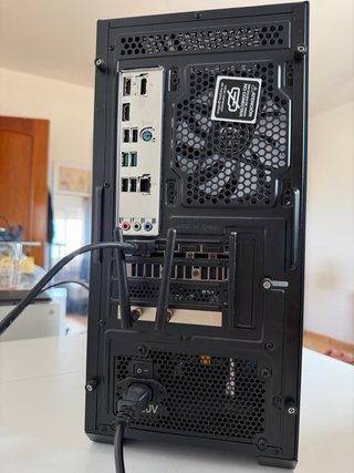PC Sobremesa Gaming Negro