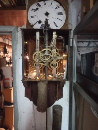 Reloj de pared antiguo