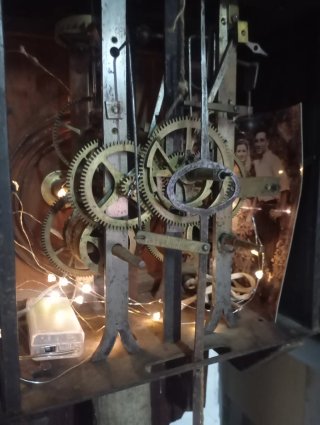 Reloj de pared antiguo