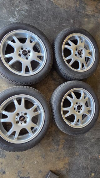 Llantas Mini Cooper One 16" con neumáticos