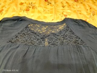 Camicetta donna blu con pizzo