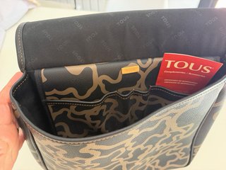 Bolso bandolera Tous estampado