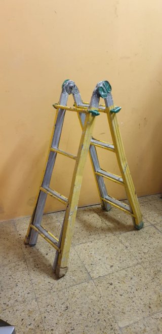 ESCALERA CON TRANSPORTE INCLUIDO