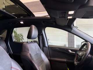 Ford Kuga 2.5 duratec ST LINE TECHO SOLAR
