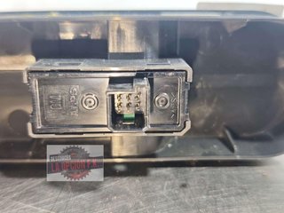 MANDO ELEVALUNAS DELANTERO DERECHO Opel Astra H GTC (11.2006->)